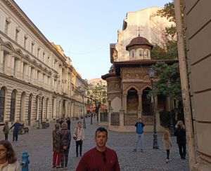 In the footsteps of the breweries of yesteryear: a walk through Bucharest with foam and story